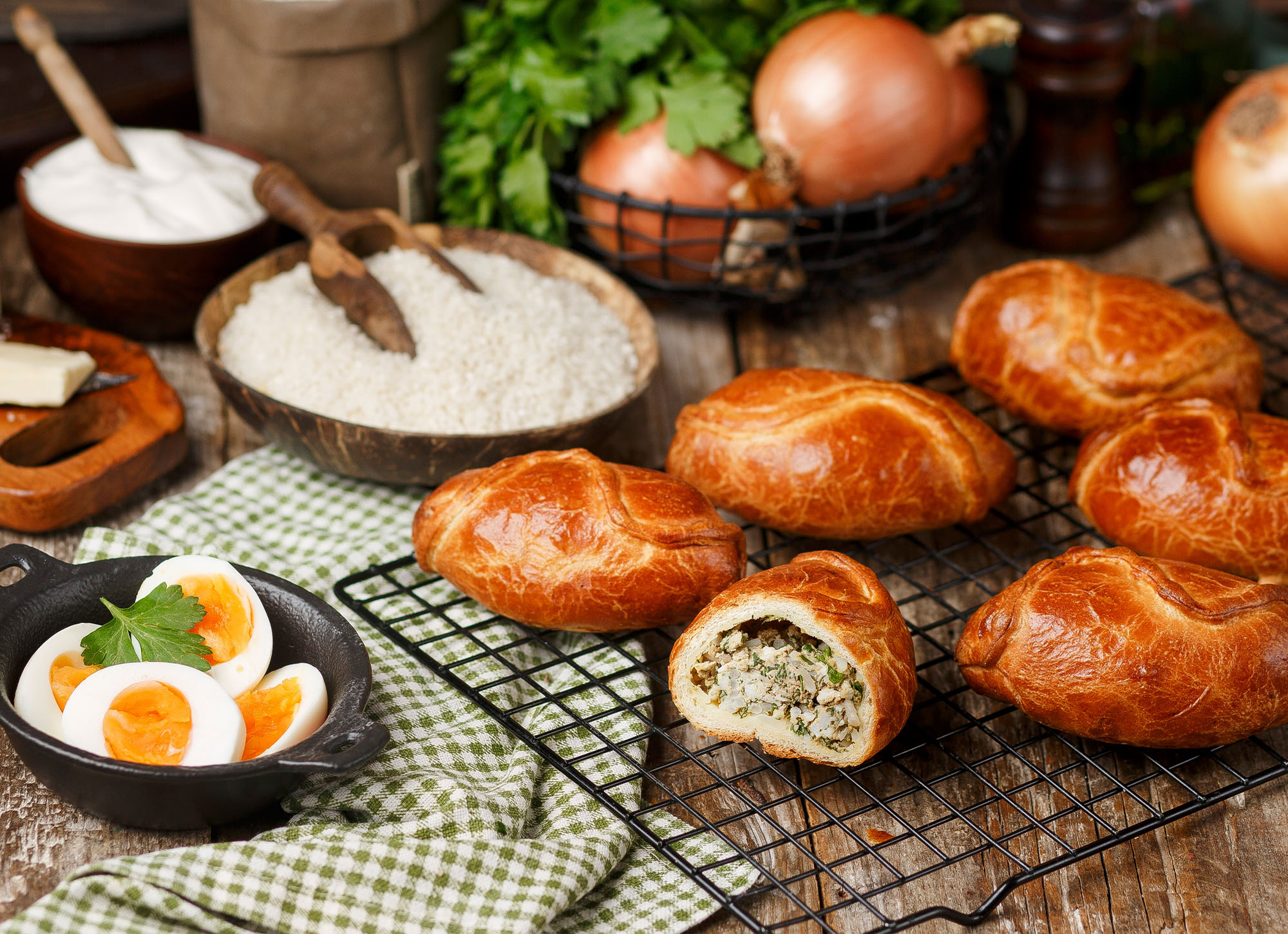 Пирожок "Акуловский" с яйцом и зеленью